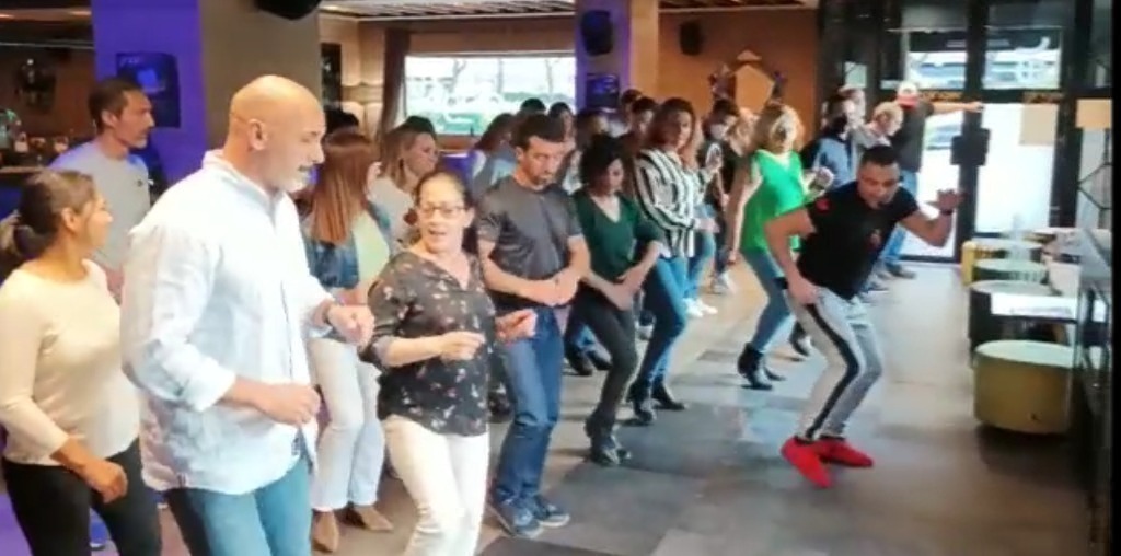 Taller de Bachata GINGER